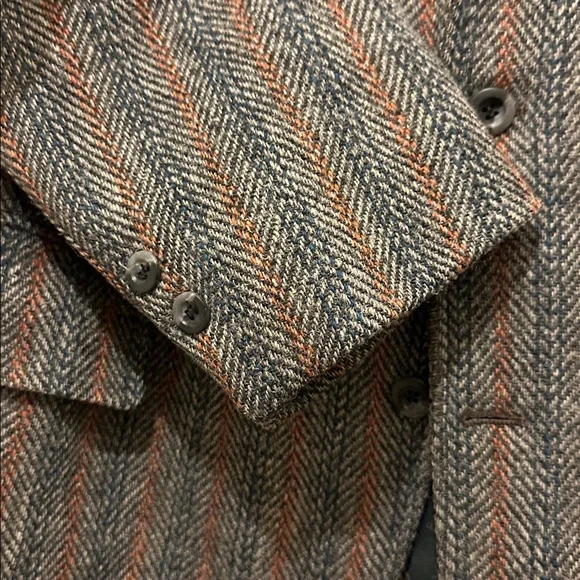 Harris🏴󠁧󠁢󠁳󠁣󠁴󠁿Tweed (42S) - Picture 7 of 16